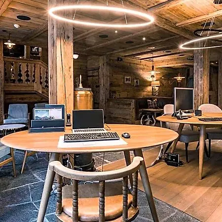 Alpenclub Hotel *